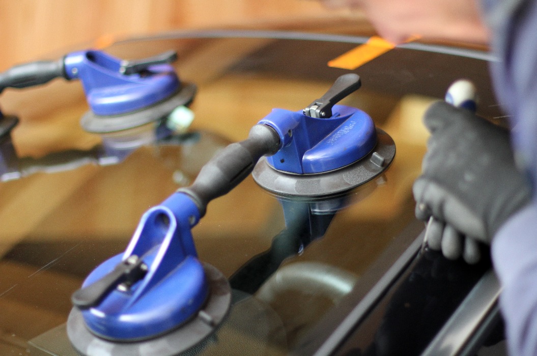 Austausch der Frontscheibe